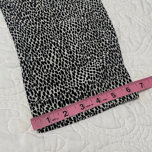 Theory Silk Animal Print Cuffed Ankle Crop Pants Women’s Size 4 Business Career - Picture 7 of 12